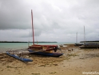 Baie de Saint Joseph et pirogues traditionnelles