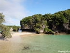 Baie de Kanuméra et son rocher Tabou, interdiction de monter dessus