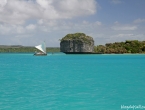 Pirogue dans la Baie d'Upi